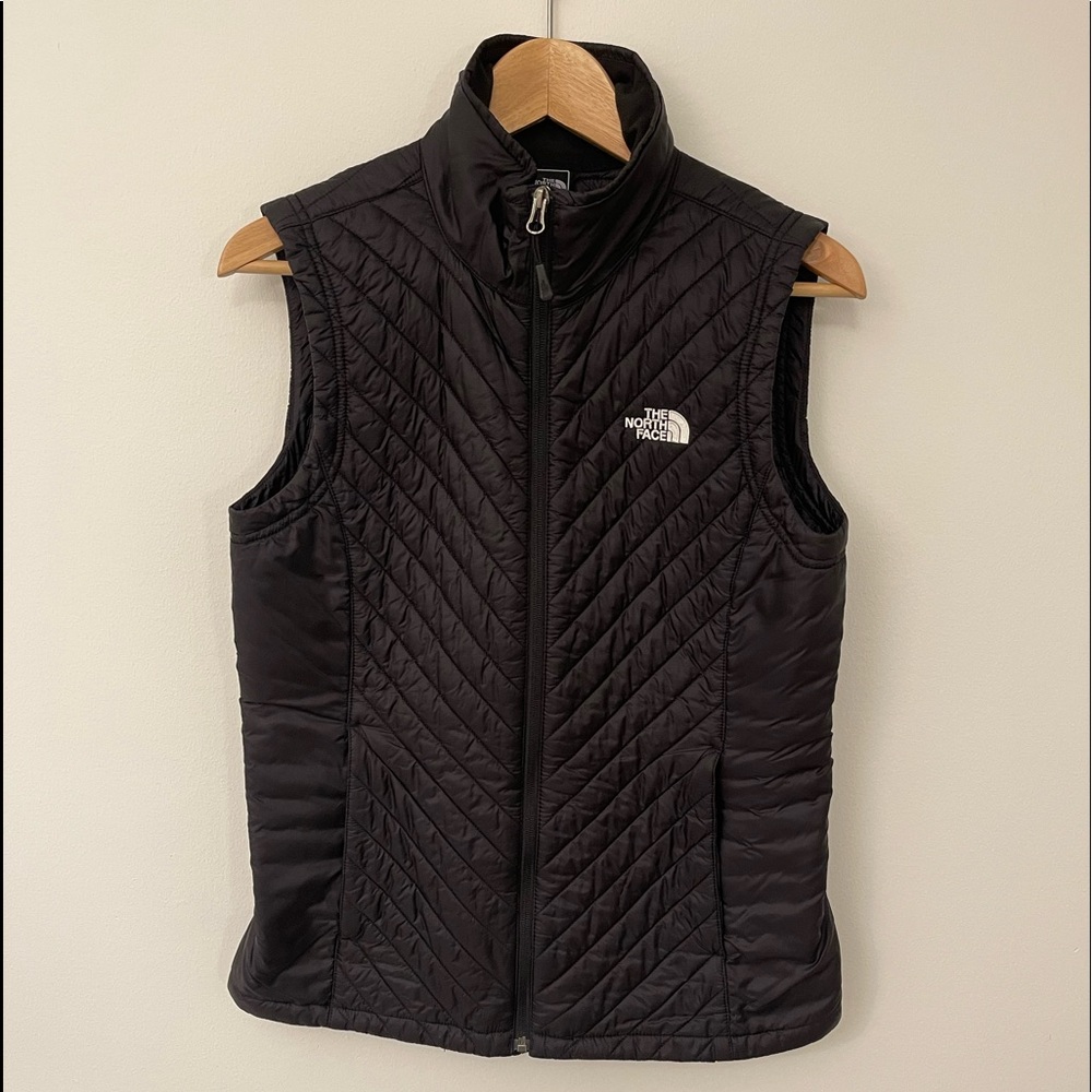 The North Face TNF Puffer Vest Size Medium